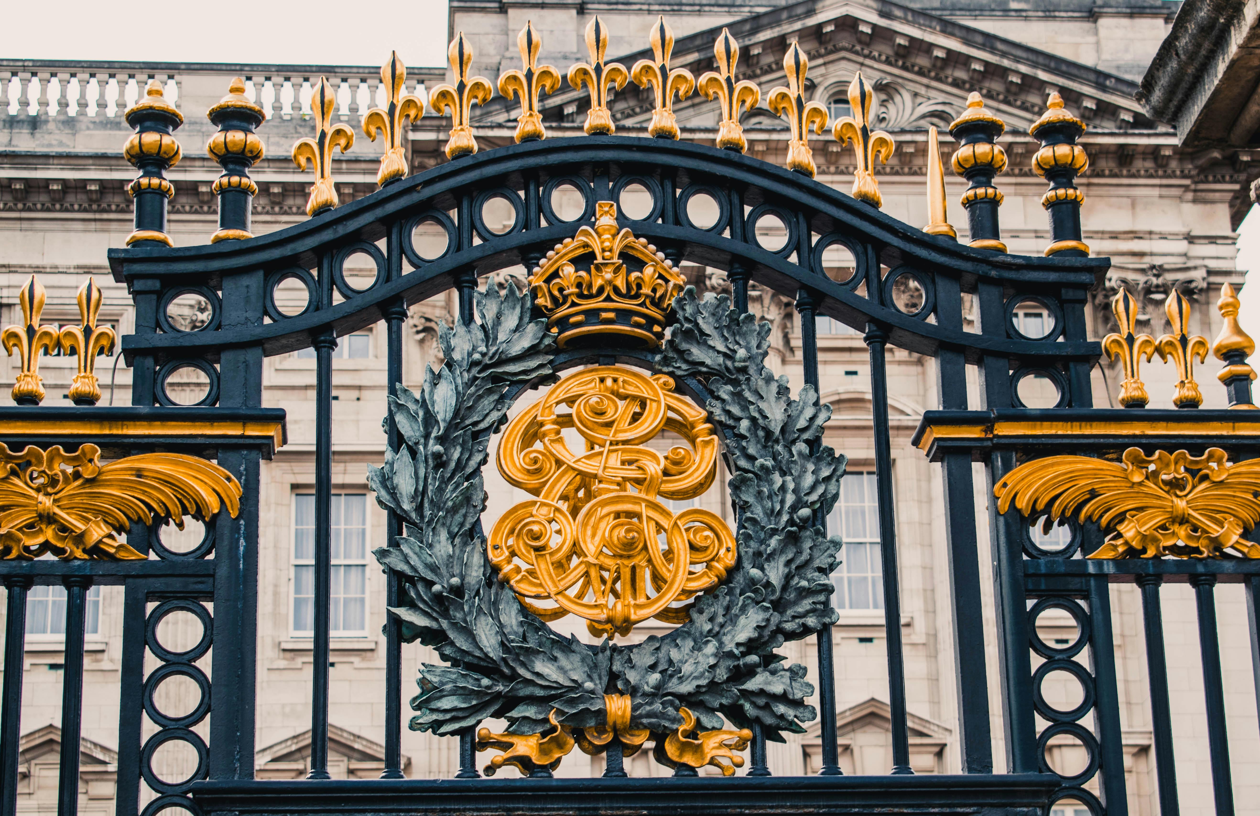 London Weekend Getaway Deals Buckingham Palace